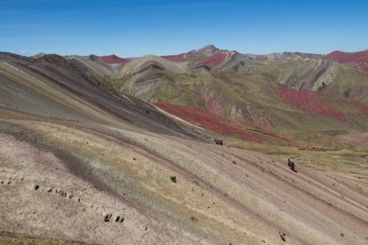 Palcoyo Rainbow Mountain – Aracari Travel